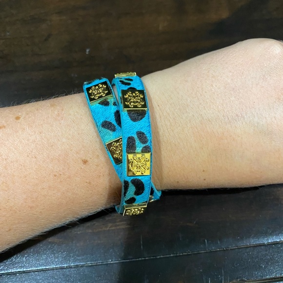 Rustic cuff bracelet - Picture 3 of 4